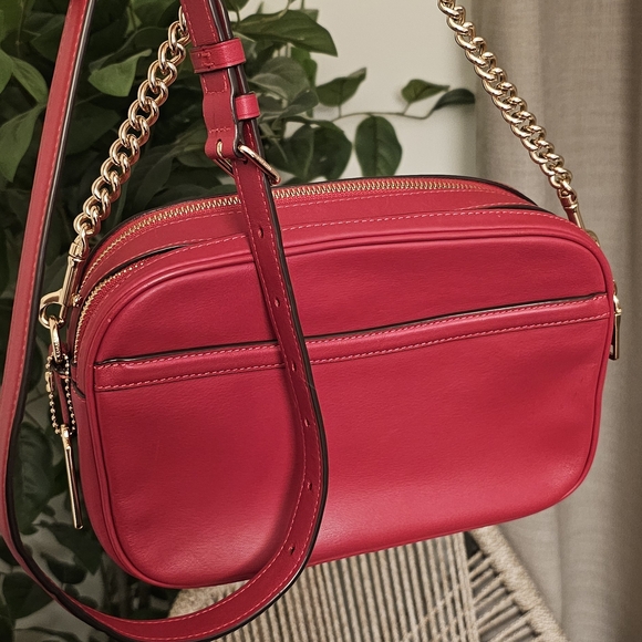 Coach Jes Puffer Heart Red Crossbody Camera Bag C2812 - Picture 5 of 9